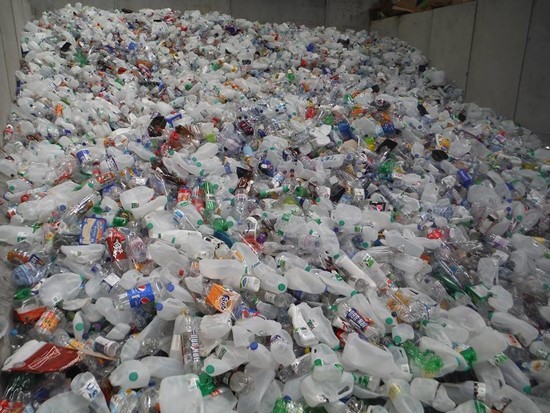 بازیافت ضایعات پلاستیک و تولید گرانول پلی اتیلن به منظور  استفاده در تولید آسفالت