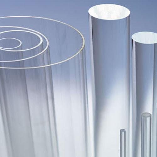 پلاستیک ‌های پرشده با شیشه (Glass Filled ) به منظور افزایش استحکام، سفتی، سختی و سایر نیازمندی‌های تکونولوژیکی ماده وابسته به محل و نوع کاربرد، تولید می‌شوند